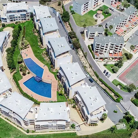 Bnb Homes Ocean View Apartment With Relax Terrace, 2 Swimming Pools & Tennis Court Albufeira Exterior photo