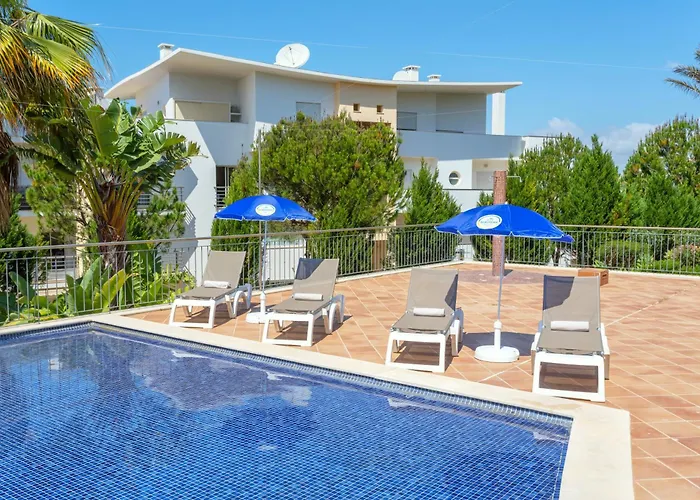 Bnb Homes Ocean View Apartment With Relax Terrace, 2 Swimming Pools & Tennis Court