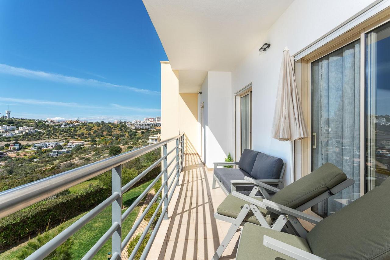 Homes Ocean View With Relax Terrace, 2 Swimming Pools & Tennis Court Appartement *