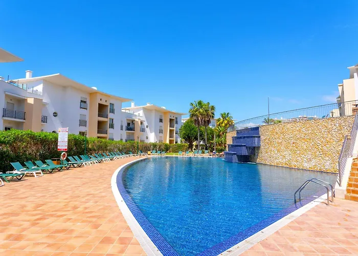 Bnb Homes Ocean View Apartment With Relax Terrace, 2 Swimming Pools & Tennis Court